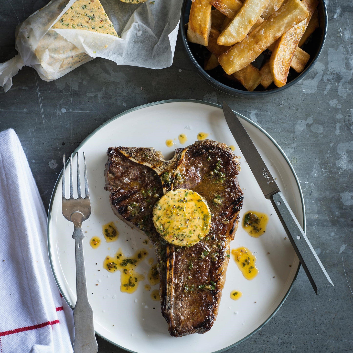 Beef T-Bone Steak Grass Fed 400g x 2 Pieces Map 80mm Vics Meat