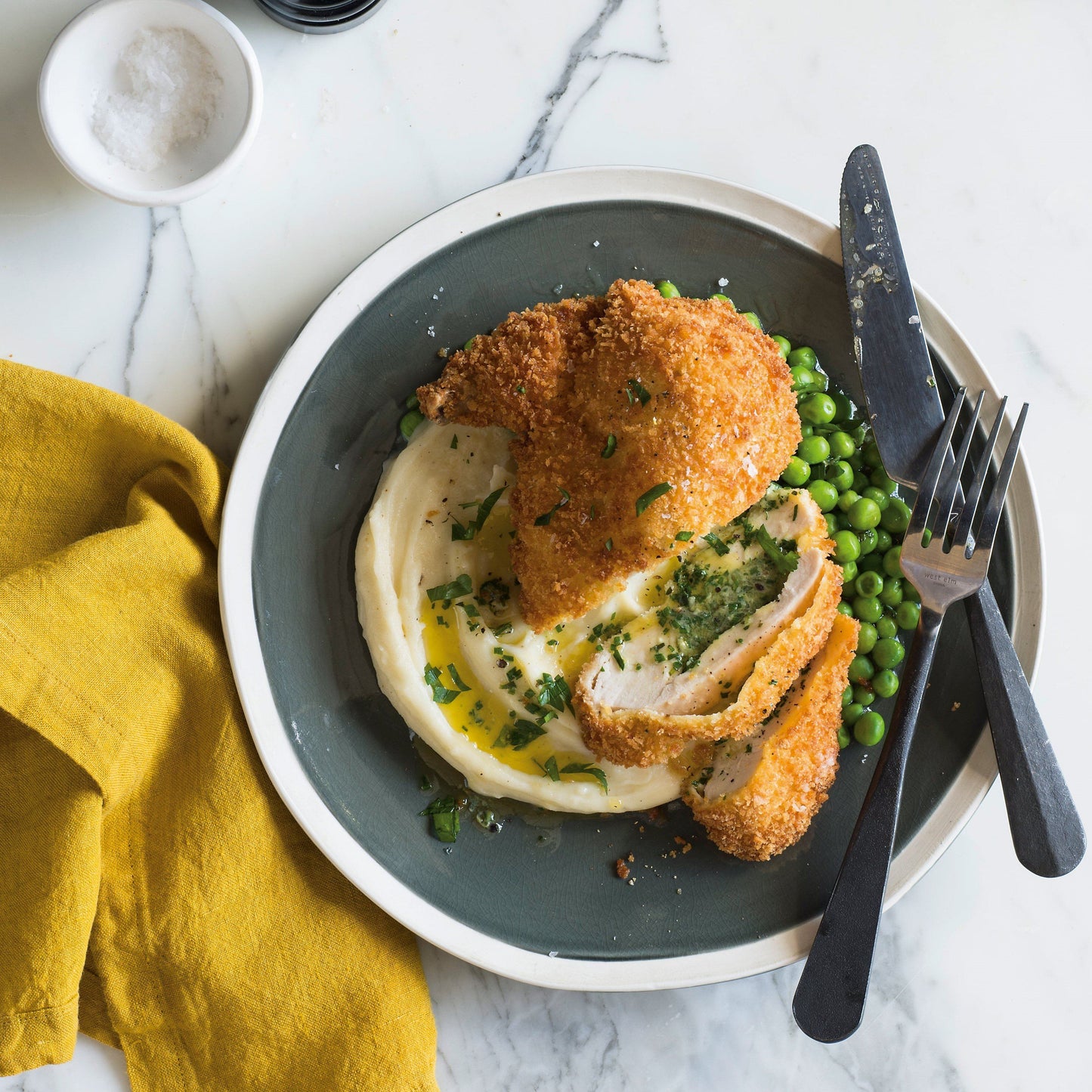 Chicken Breast Fillet Nichols Ethical Free Range - 550g Original Packaging from Manufacturer Vic's Meat