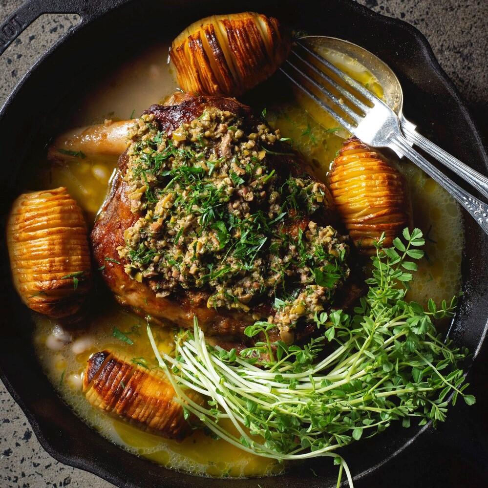 The Gourmet Potato Company 'Red Blush Chats' Naturally Grown Potatoes - 2.0kg Original Packaging from Manufacturer Vic's Meat