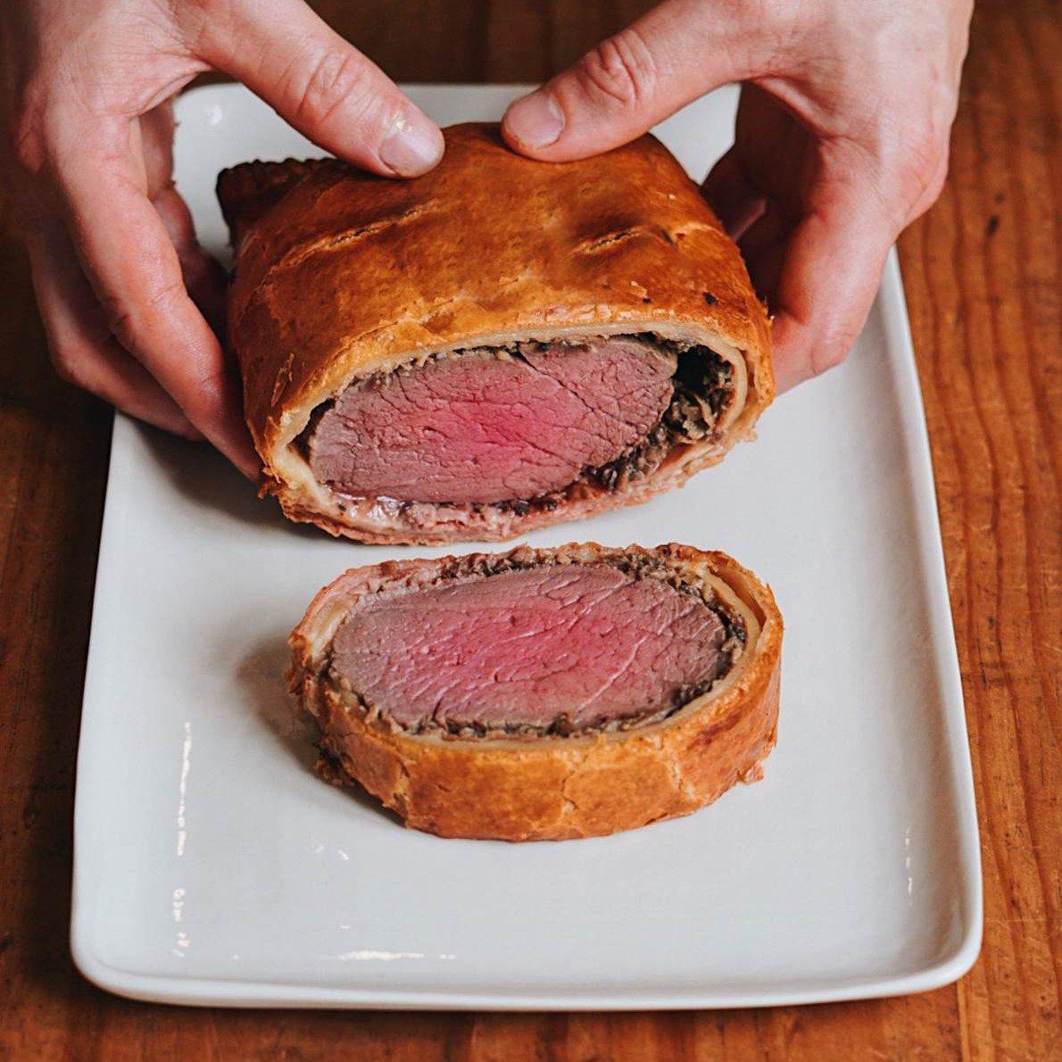 Beef Wellington (700-800g) Vic's Meat 